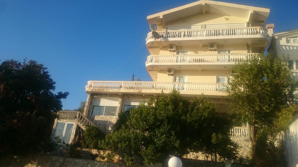 دوبرا فوفا Guesthouse Oaza Emi المظهر الخارجي الصورة